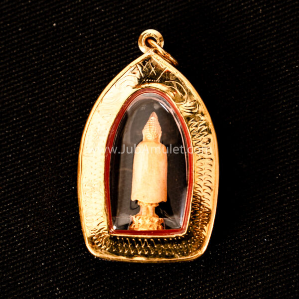 หลวงพ่อบ้านแหลม รุ่นอุดมโชค ปี 2550 b