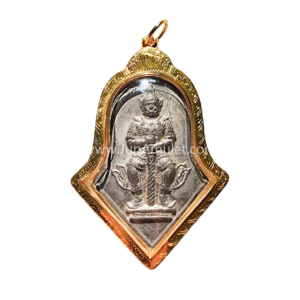 หลวงพ่ออิฏฐ์ รุ่นท้าวเวสสุวรรณ รุ่นแรก ปี 2545 เนื้อตะกั่ว